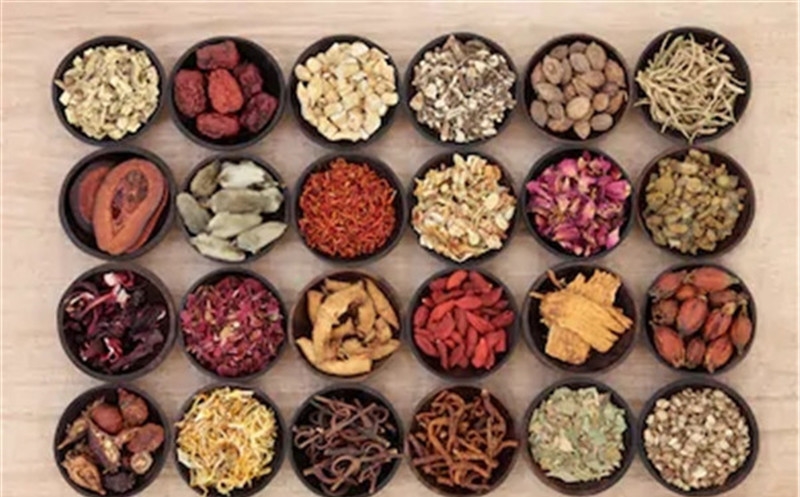 large-chinese-herbal-medicine-selection-260nw-170457719.webp_看图王